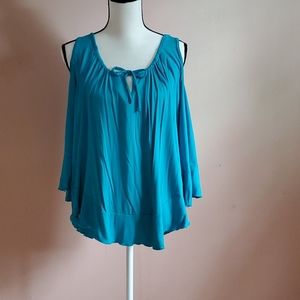 Cold shoulder top